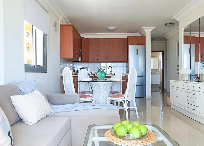 Ocean View With Sunset In Mar- Pool- Wifi - Parking شقة *